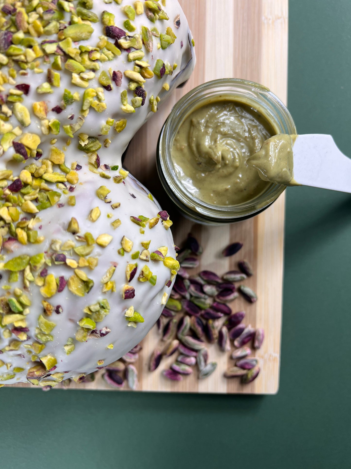 Colomba artigianale al pistacchio con vasetto di crema al pistacchio